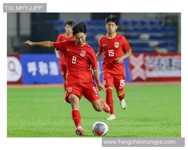 美国球星观看中国足球比赛直播表达兴趣并分享感受引发热议